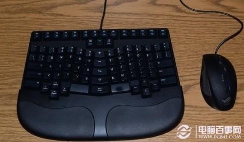 拔掉USB外接键盘后笔记本键盘打不出字打出的部分是数字