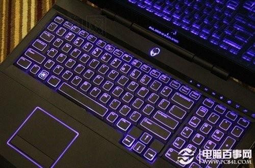 拔掉USB外接键盘后笔记本键盘打不出字打出的部分是数字