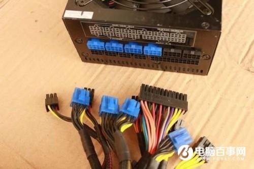 电脑电源额定功率越大越费电吗