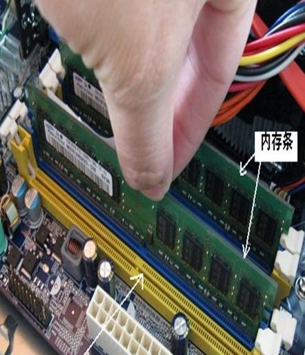 电脑开不了机显示无信号怎么办