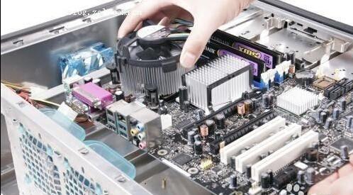 电脑启动线被拔了怎么办?