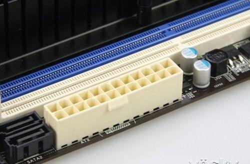 电脑主板供电接口有什么不同