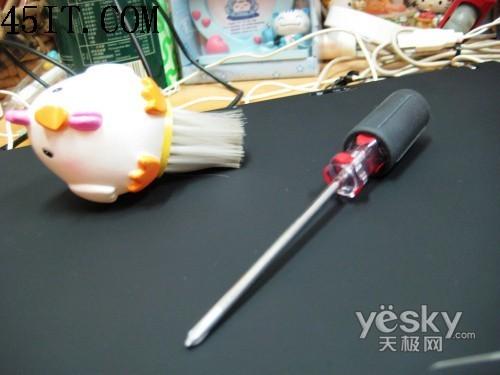 给本本加点油 笔记本风扇深度保养