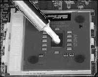 给CPU涂散热膏的正确方法