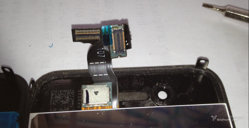 iphone4拆机换屏教程