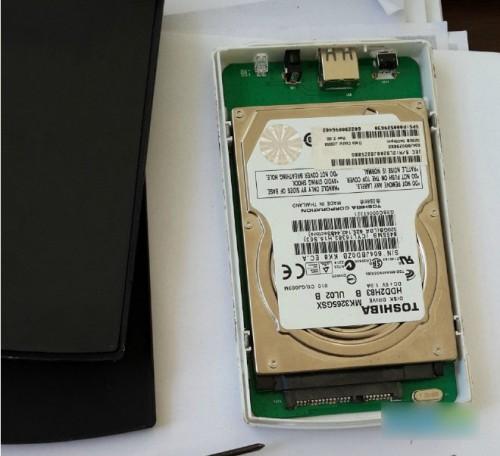 将笔记本硬盘自制成移动硬盘的方法图解