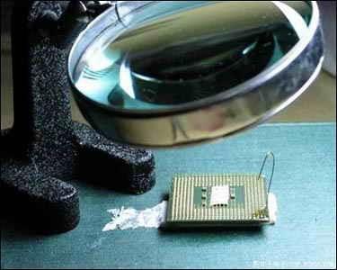 教你焊接CPU针脚(图解)