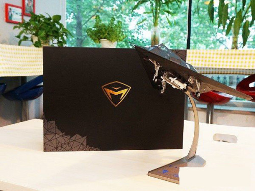 机械师F117怎么升级内存硬盘?