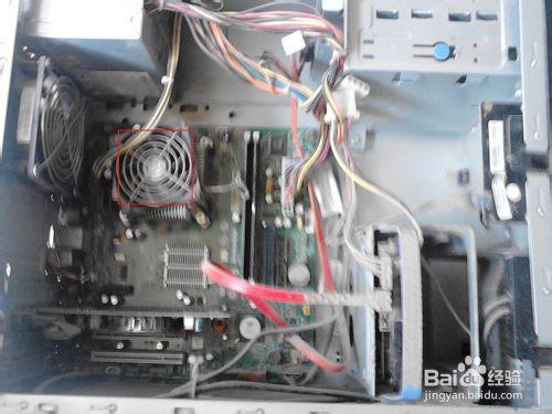 机箱嗡嗡狂响原因竟是风扇 怎样为电脑的风扇加油?