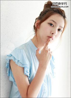 美图秀秀为清新靓丽美女添加个性签名