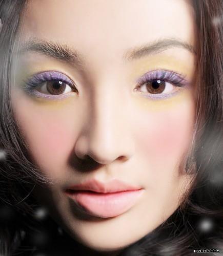 美图秀秀制作美女透白皮肤照片