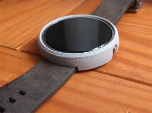 moto360手表也有保护壳 多种色彩选择 售价8美元