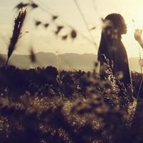 QQ头像女生背影或者侧面大全