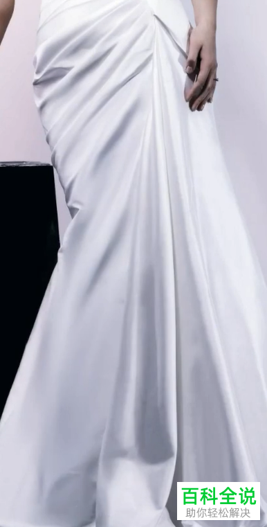 如何利用PS软件将图片中衣服上的褶皱去除