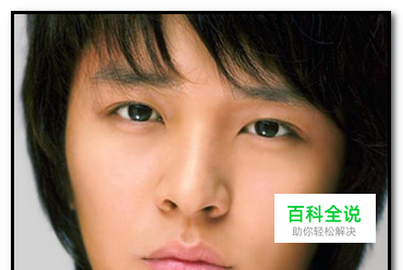 如何用PS把人物嘴巴修小些？