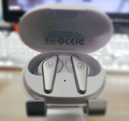 适合学生党的蓝牙耳机（性价比高的游戏蓝牙耳机）