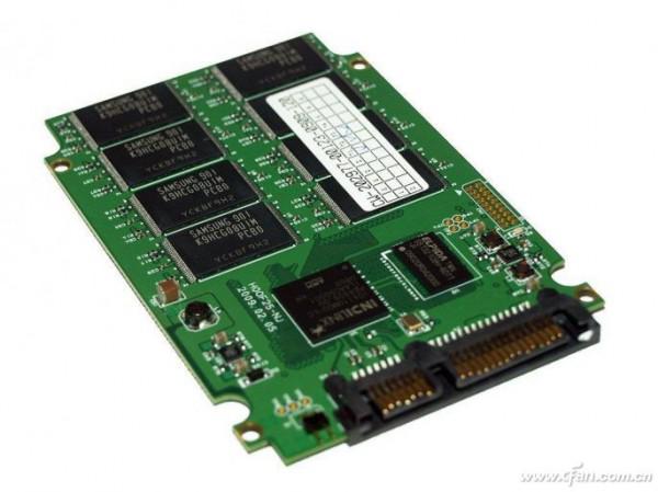 SSD固态硬盘对比机械硬盘有哪些优势