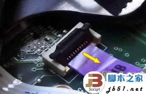 ThinkPad E40 笔记本详细拆机方法(图文教程)