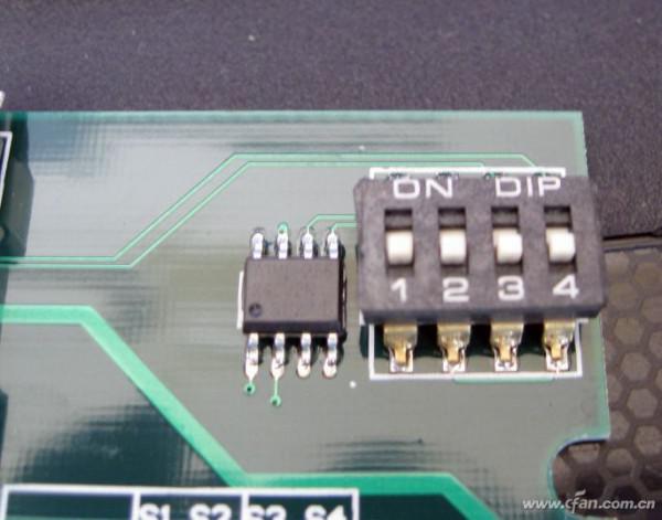 台式机电脑如何安装笔记本内存