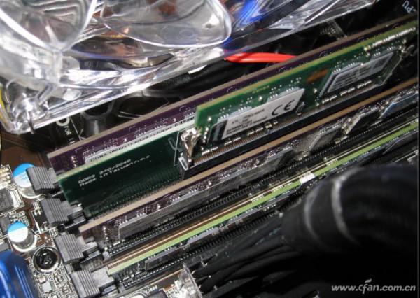 台式机电脑如何安装笔记本内存