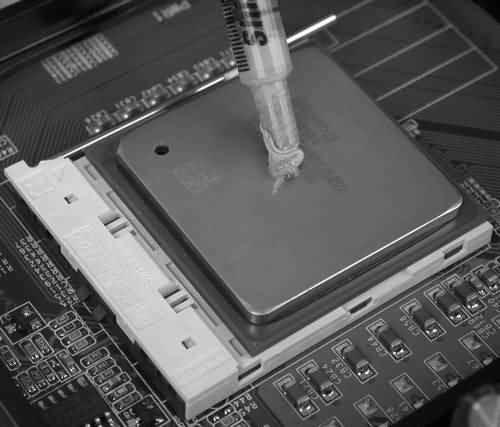 图文教程:安装P4散热器