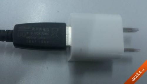 USB音箱插电脑有吱吱吱的电流声怎么去掉