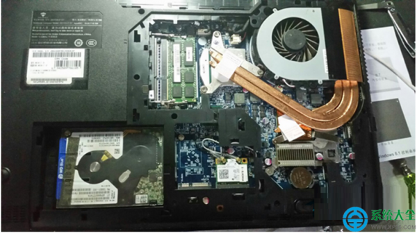 Win10系统笔记本电脑开机黑屏风扇不转怎么办?