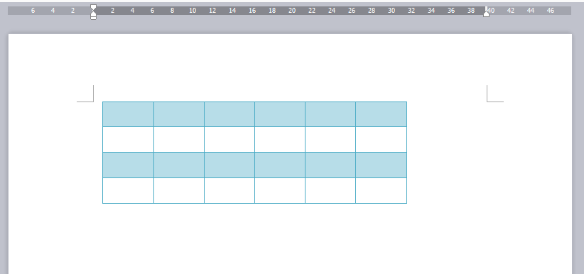 wps页面中的表格怎么设置居中?