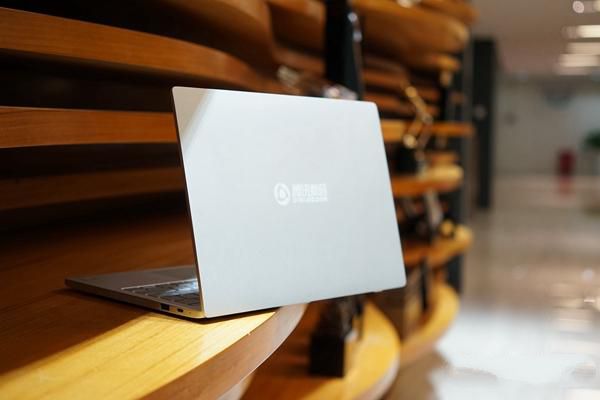 小米笔记本4G版怎么样?小米笔记本4G版体验评测