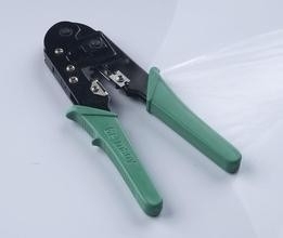 一根网线怎样可以当网线也可以当电话线使用