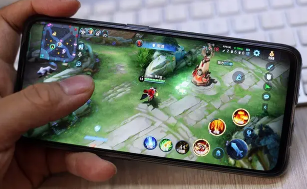 一千多手机可以用几年（千元手机用了三年算不算久）